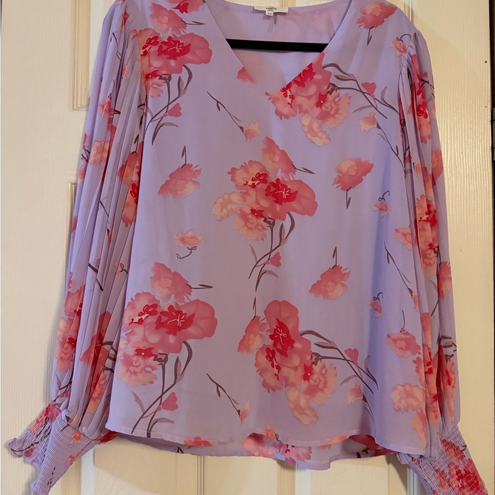 Entro Lavender Floral Blouse